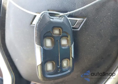 2020 Chevrolet Silverado 1500 4Wd Short Bed Rst from USA, damaged, VIN 3GCUYEET3LG212997